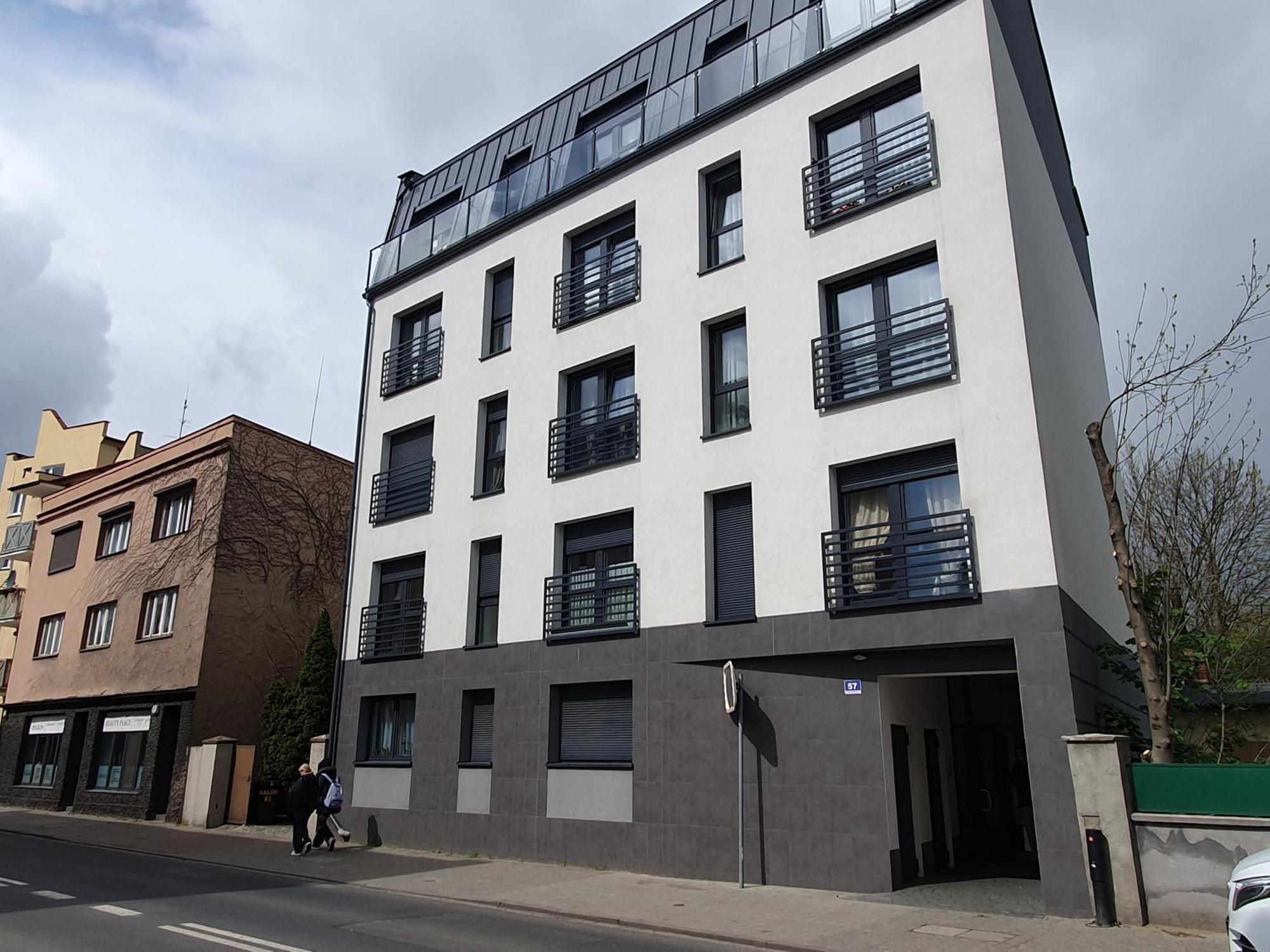 Apartment Eden